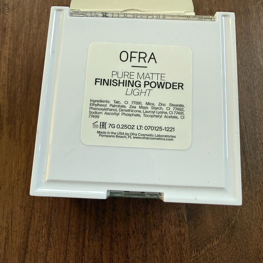 OFRA Compact Pressed Setting Powder - Warm Tan - Picture 4 of 4